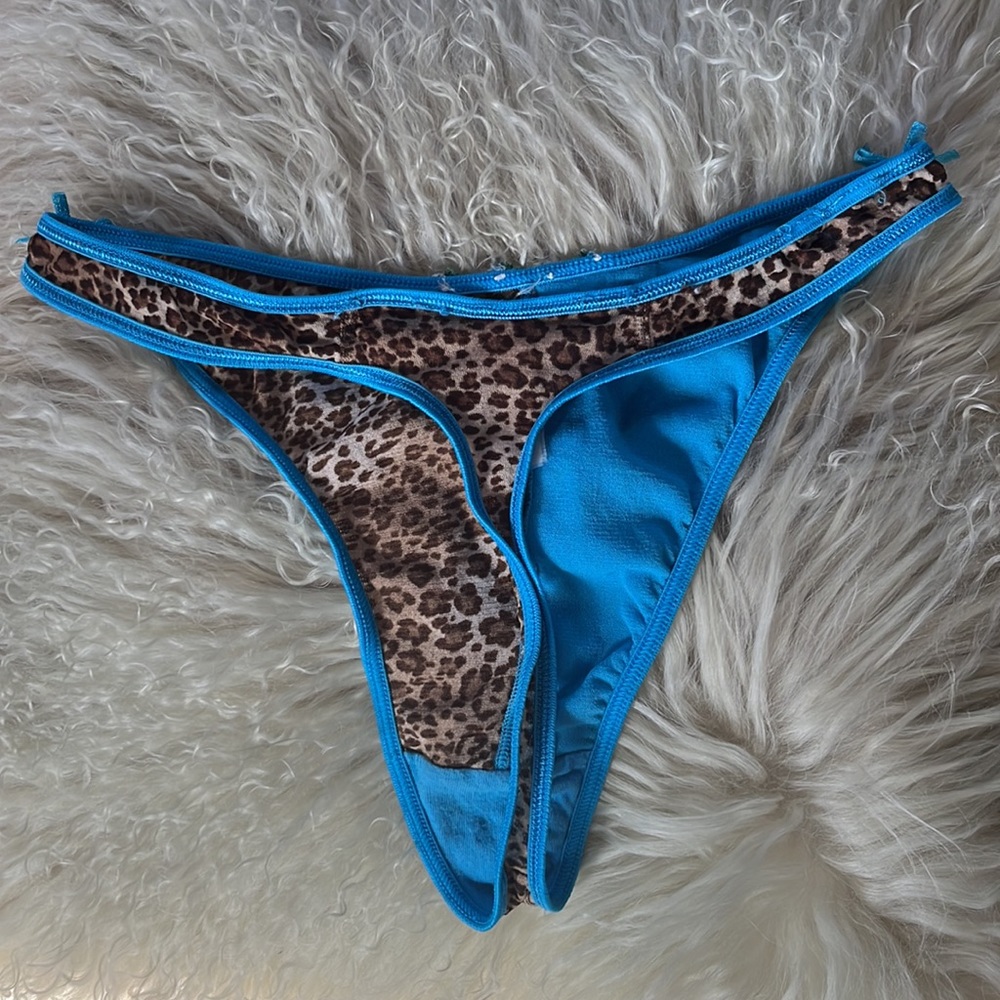 Leopard thong - Picture 4 of 7